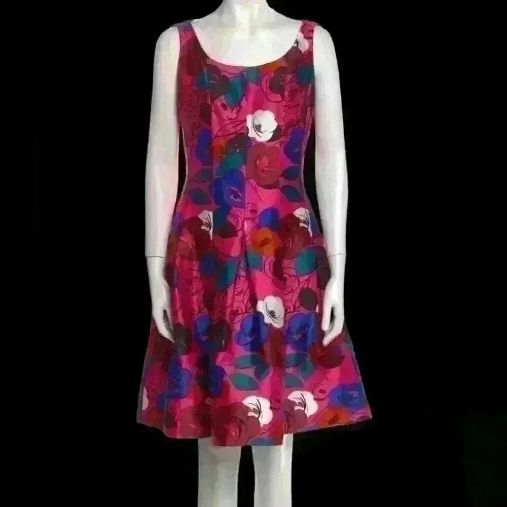 Oscar de la renta hot pink flowers dress size 10 with side pockets NWT